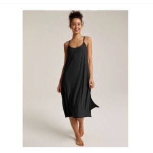 4 sets Beyond Yoga Sleep Dresses - size 1X/2X